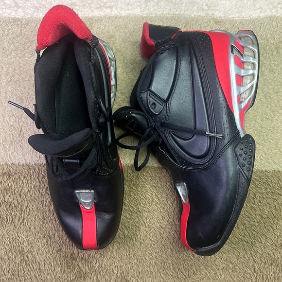 Nike Mike Vick zoom 2 black/red size 10 - Picture 1 of 6